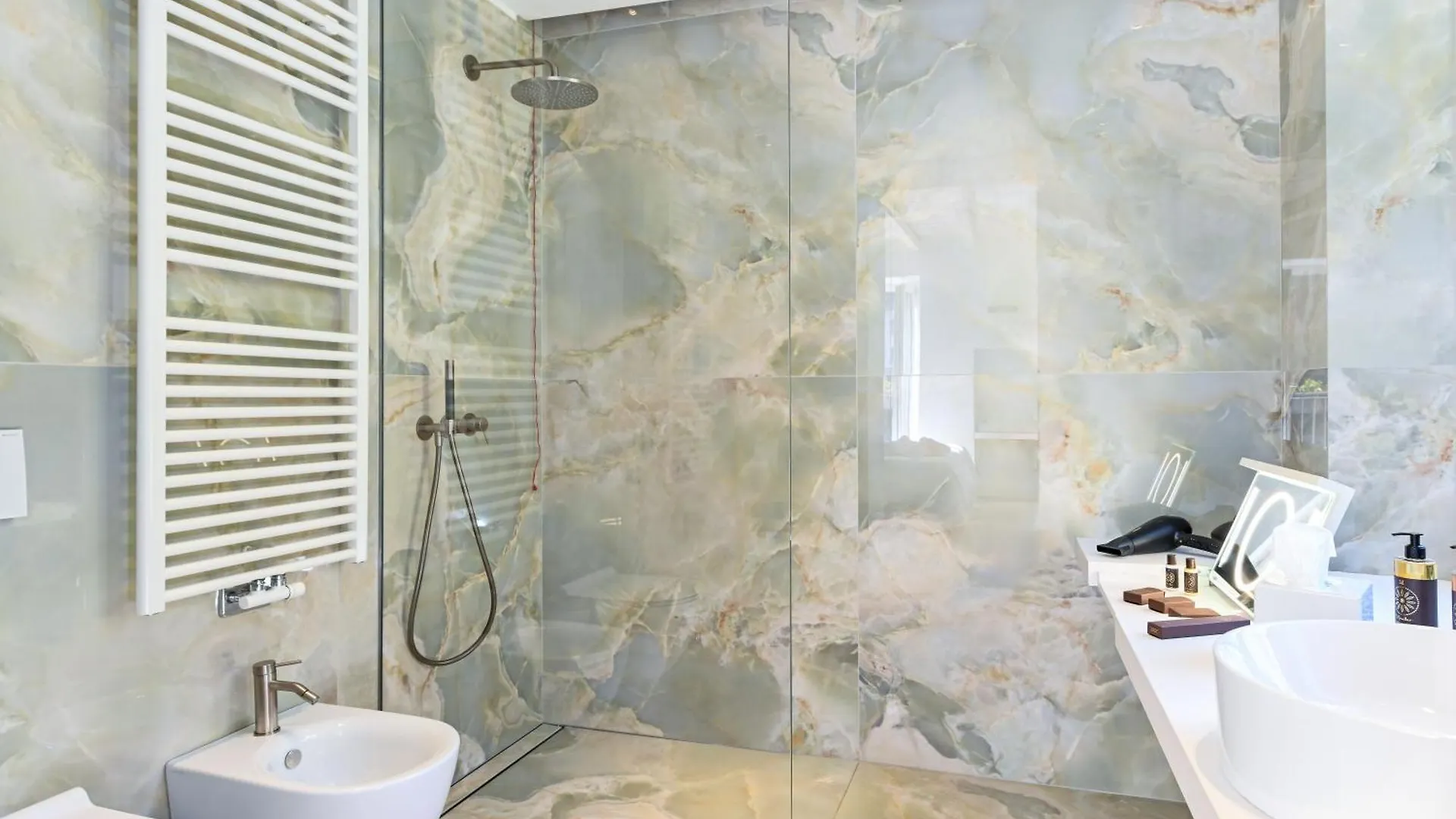 Villa Reverie - Boutique Hotel Bellano 3*,